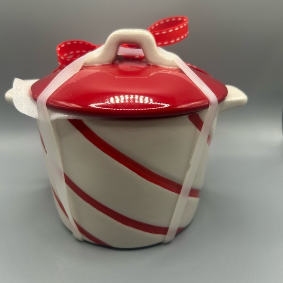 Rae Dunn Candy Cane Striped TASTY Christmas Mini Baking Dish PEPPERMINT NEW - Picture 2 of 3
